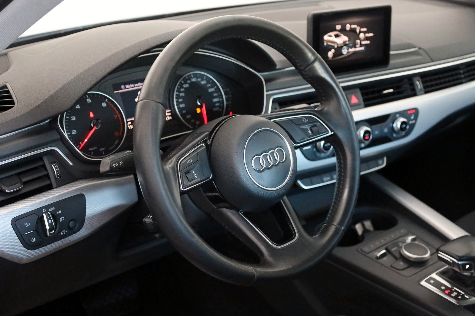 Fahrzeugabbildung Audi A4 Lim. S Line ext. Xenon,SH,PDC,Allwetter