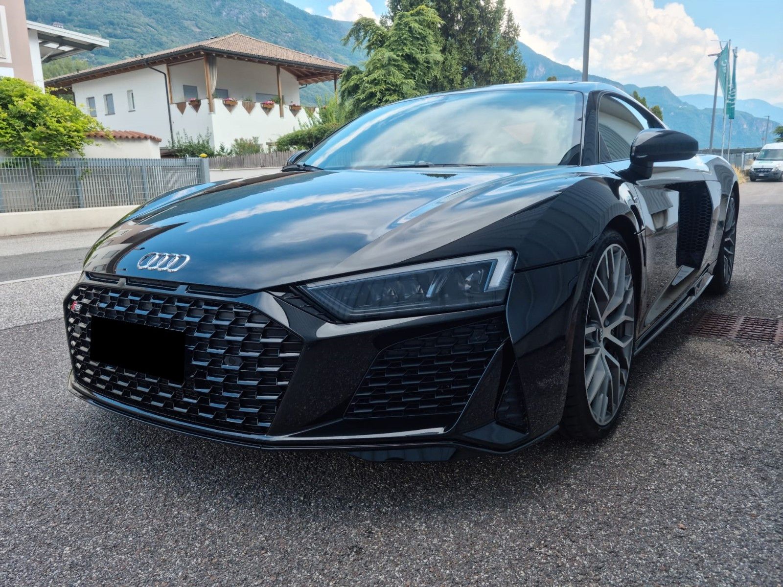Audi R8 Coupe 5.2 FSI RWD Performance foto 2