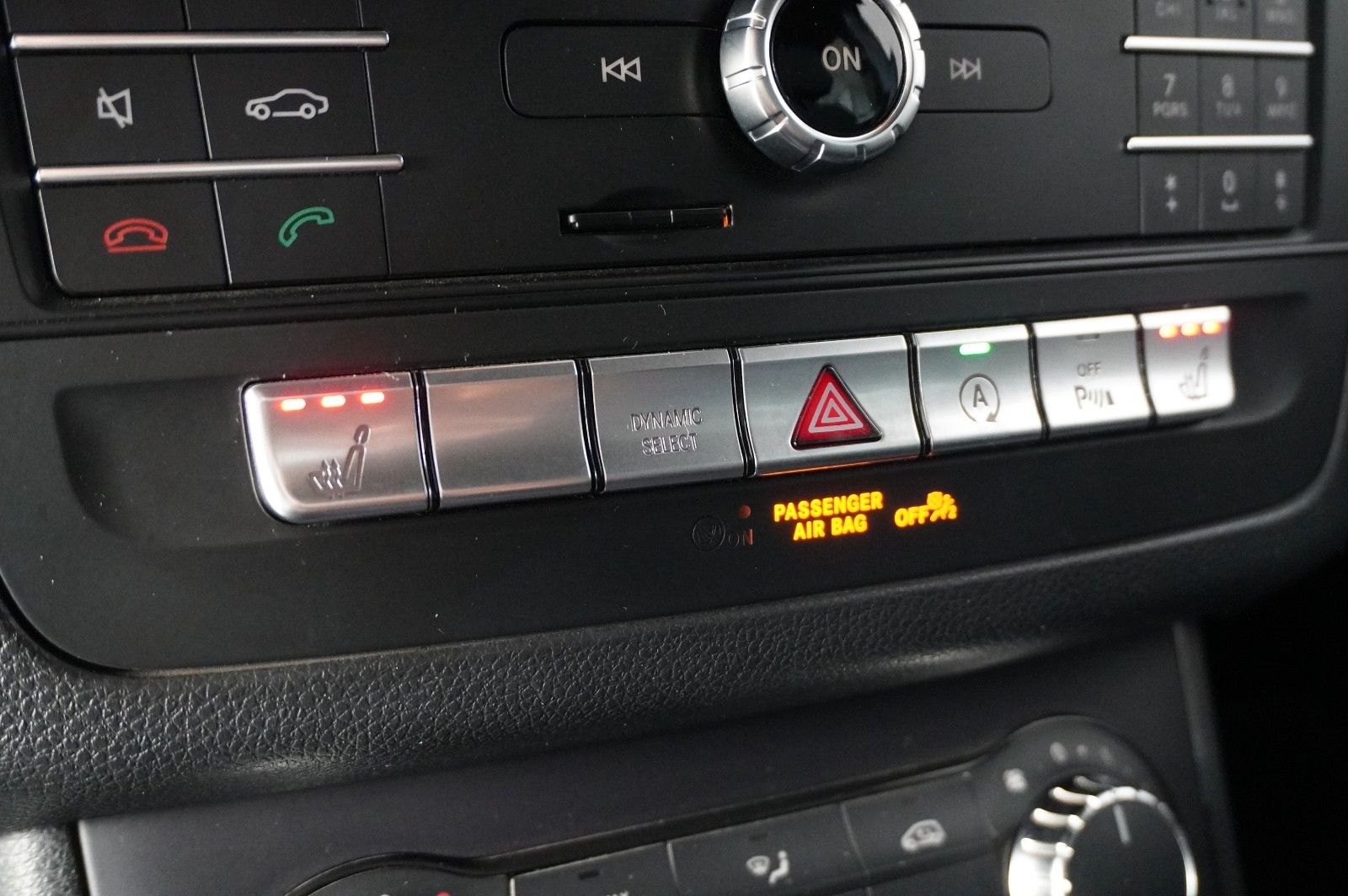 Fahrzeugabbildung Mercedes-Benz B 180 CDI STYLE NAVI/LED/KAMERA/SHZ/TEMP./PDC