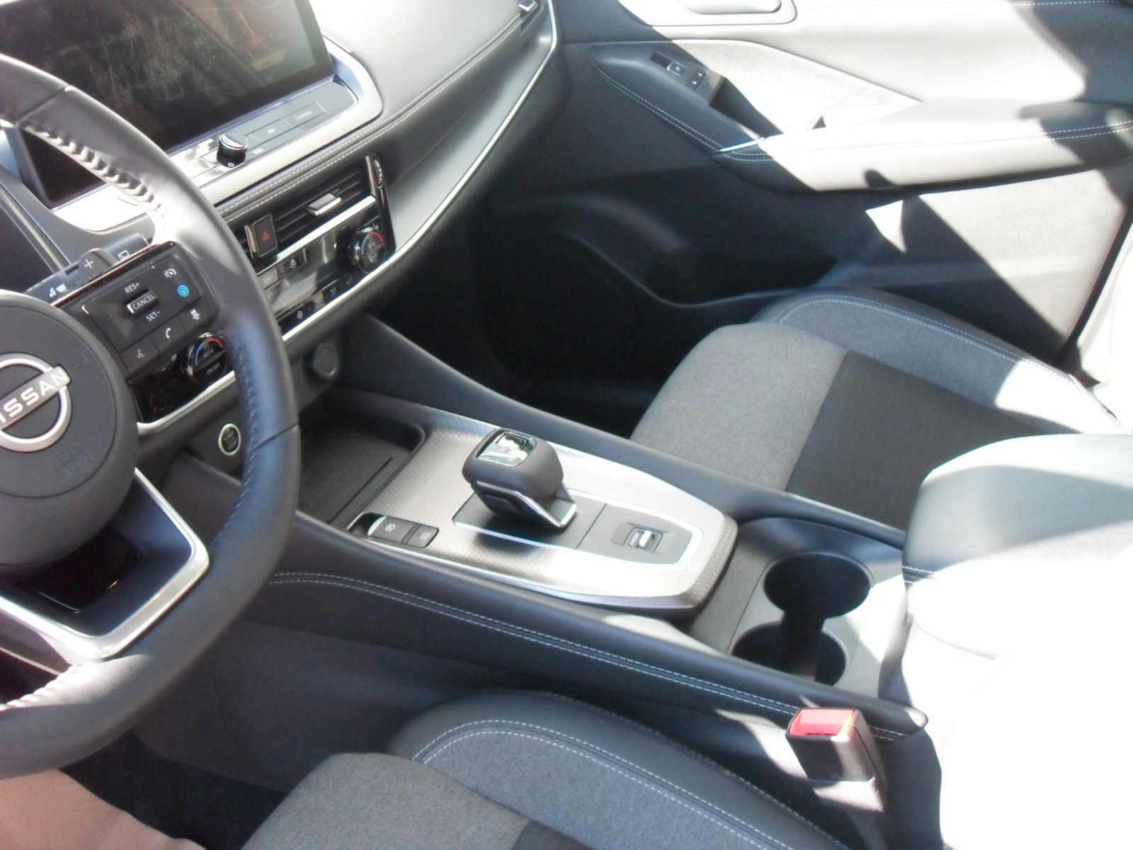 Fahrzeugabbildung Nissan Qashqai 1,3 N-Connecta | WP | ACC | HeadUp