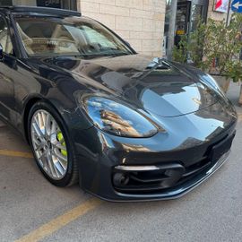 Porsche Panamera - 2