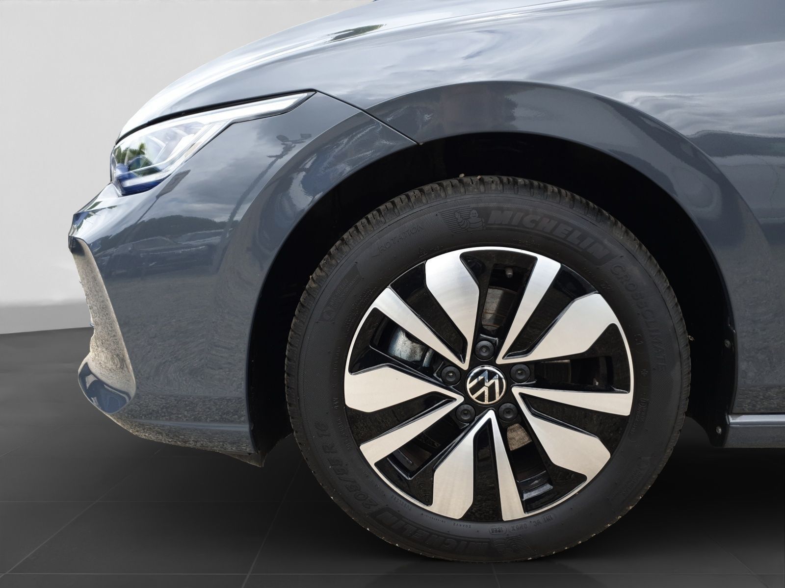 Volkswagen Golf - Bild 8
