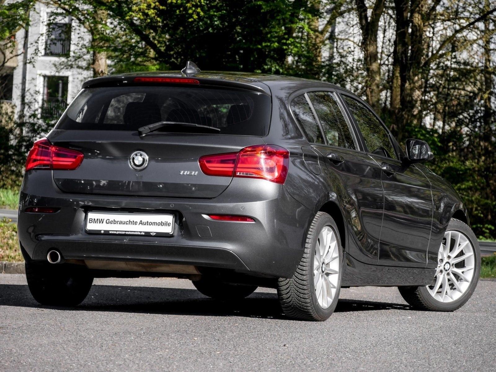 BMW 118i 5-Türer+LED+NAVI+AUT+17" LMR