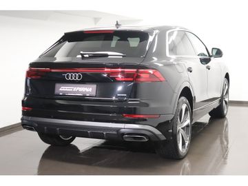Audi Q8 - 6