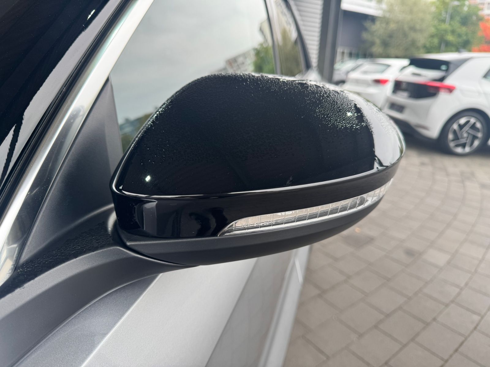 Volkswagen T-Roc - Bild 13