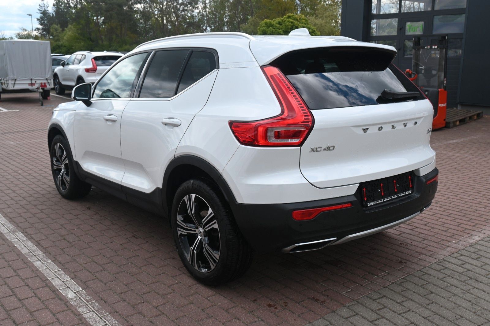 Fahrzeugabbildung Volvo XC40 D3 INSCRIPTION*STHZG*BUSINESS*PILOT*LED*HuK