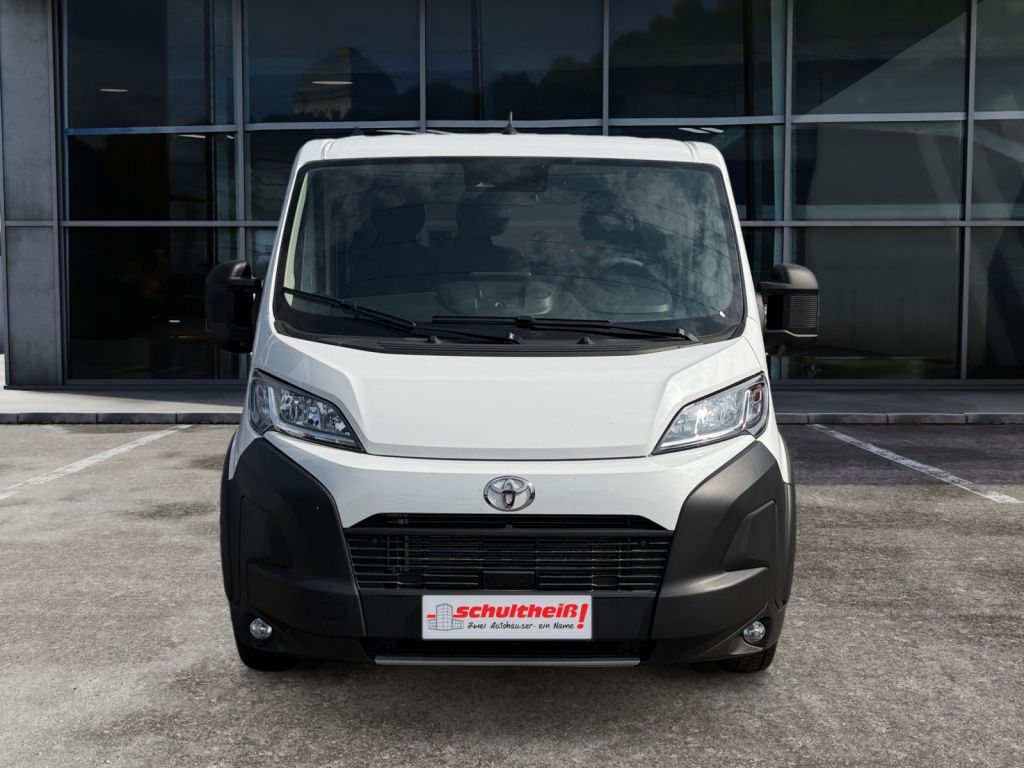 Fahrzeugabbildung Toyota Proace Max 2.2-l-D 35 L3H1 Heavy Work