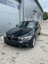 BMW 120 Baureihe 1 Lim. 5-trg. 120 d Sport/Lenkrad - BMW 1 Series: Kombi