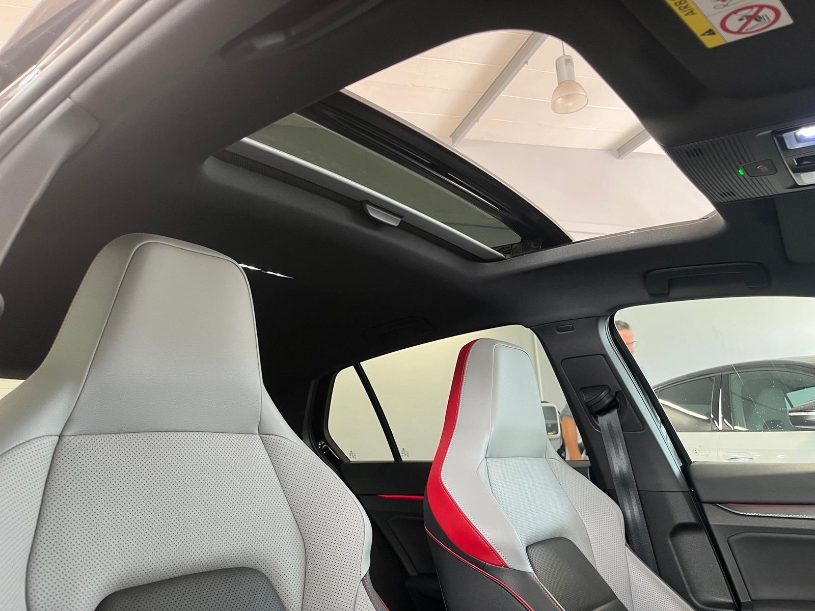 Volkswagen Golf VIII GTI+ALU 19+LEDER+PANO+LED-MATRIX+STAND, миниатюра 21