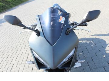 Honda CBR650R e-Clutch