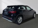 Mercedes-Benz GLA 200 Rückfahrkamera MBUX-Navi Sitzheizung LED - gebrauchte Mercedes-Benz GLA 200 aus dem Jahr 2023