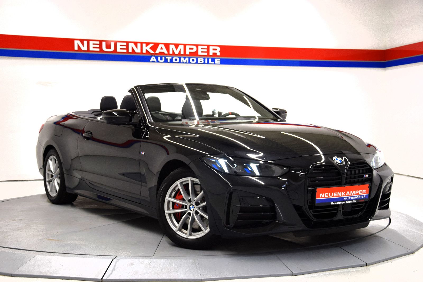 Fahrzeugabbildung BMW M440 i xDrive Cabrio Facelift ACC H&K HeadUp