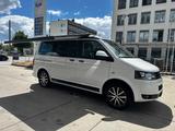 Volkswagen T6 California - Volkswagen T6 California: Van