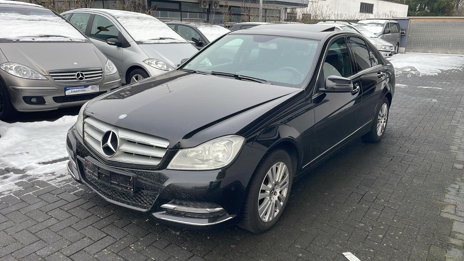 Mercedes-Benz C 180 BlueEfficiency 7G Tronic MOD2014