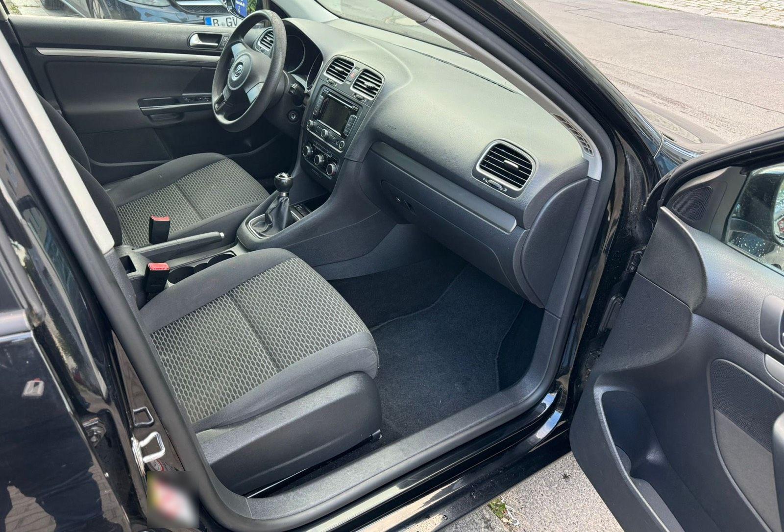 Volkswagen Golf 2010 — photo 5