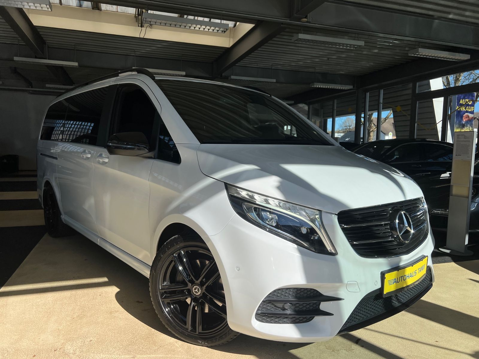 Fahrzeugabbildung Mercedes-Benz V 250 d EDITION lang AMG *AMBIENTE*KAMER*LED*