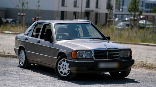 Mercedes-Benz Mercedes Benz 190E