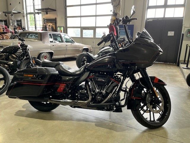 Harley-Davidson FLTRXE CVO Road Glide Umbau