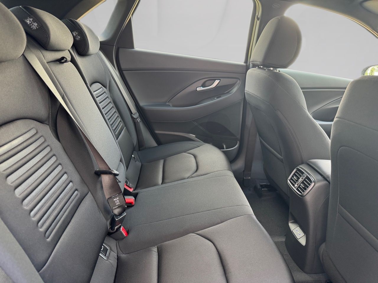 Fahrzeugabbildung Hyundai i30 TREND 2xKlima Akustikglas Fernlichtass. Kam.