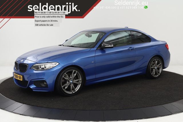 BMW 220 2-serie Coupé 220i M-Sport | Leder | sitzhei