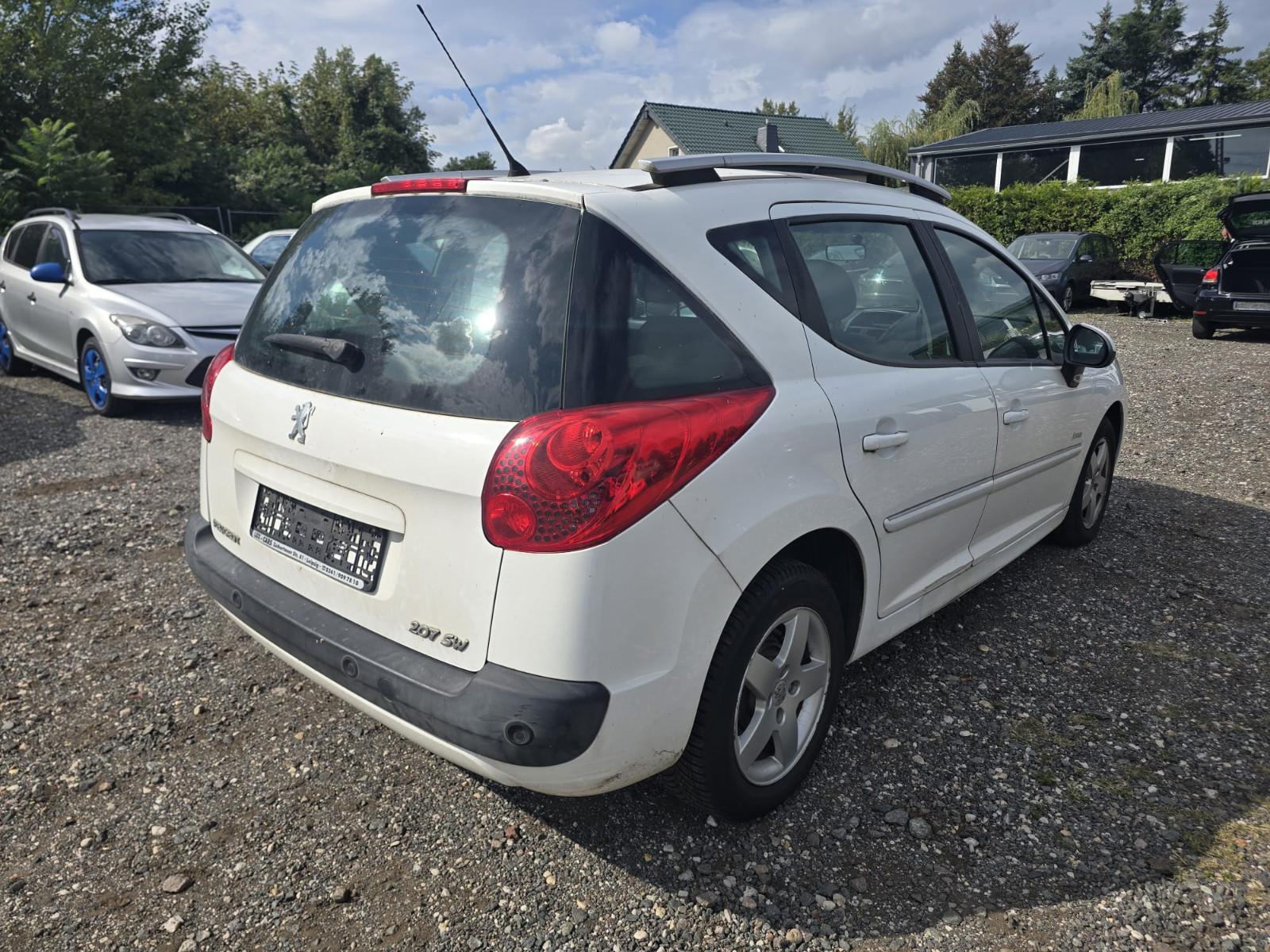 Peugeot 207 2013 — photo 5