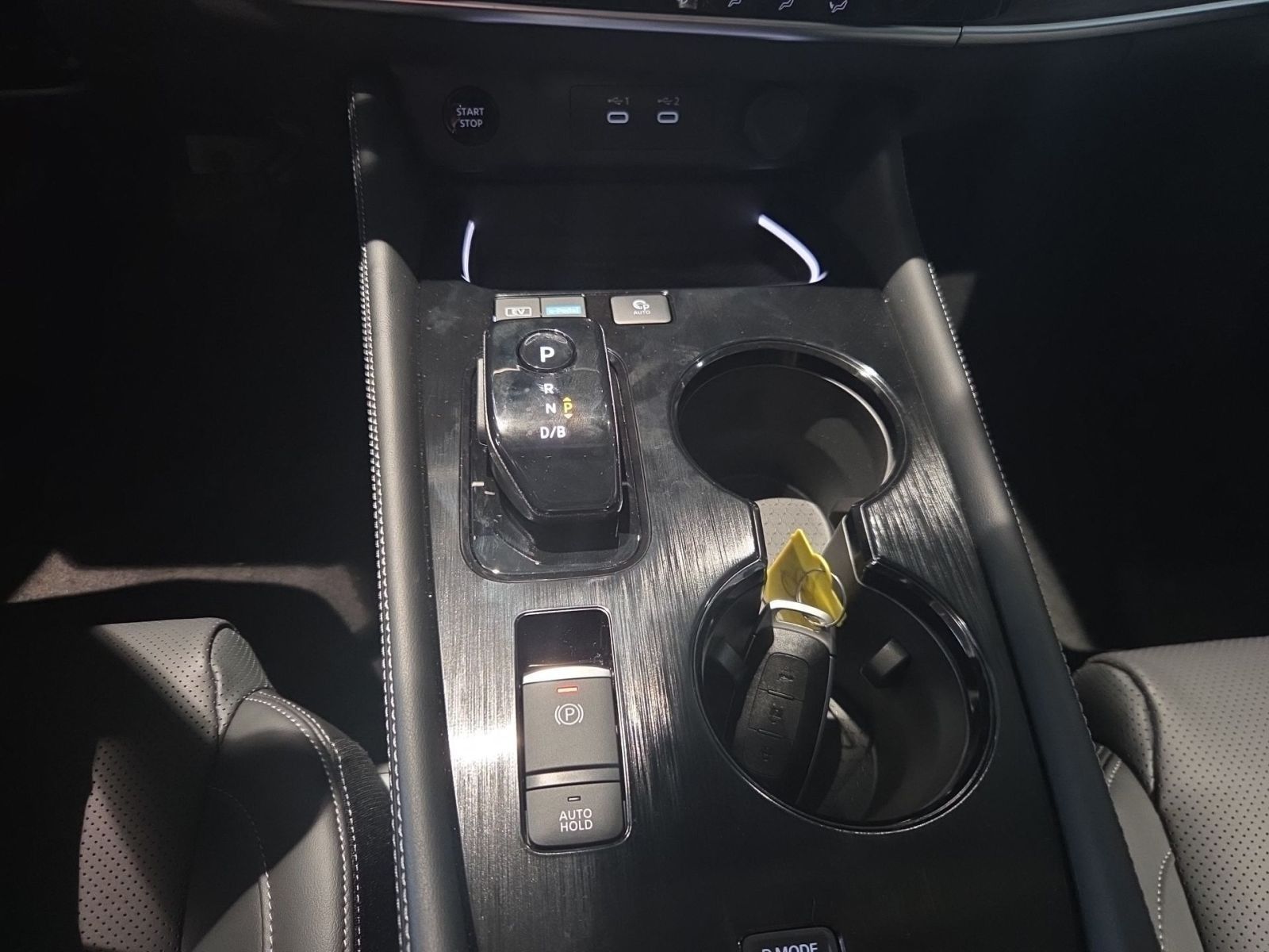 Fahrzeugabbildung Nissan X-Trail 1.5 VC-T e-Power Tekna