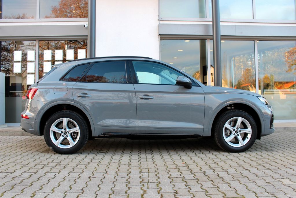 AUDI Q5 40 TDI/MAGNETIC RIDE/MATRIX/ADVANCED AUDI Q5 40 TDI/MAGNETIC RIDE/MATRIX/ADVANCED