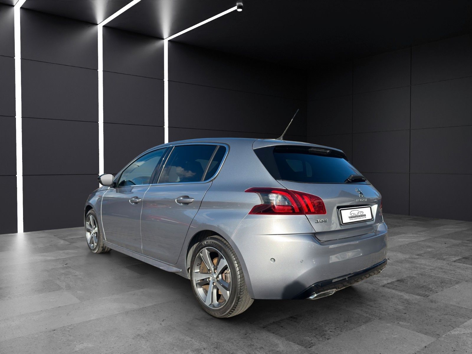 Fahrzeugabbildung Peugeot 308 Allure*GT-Line*Rkü*Keyless*Pano*Navi*Mirrorl