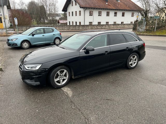 Audi A4 Avant 35 TDI basis