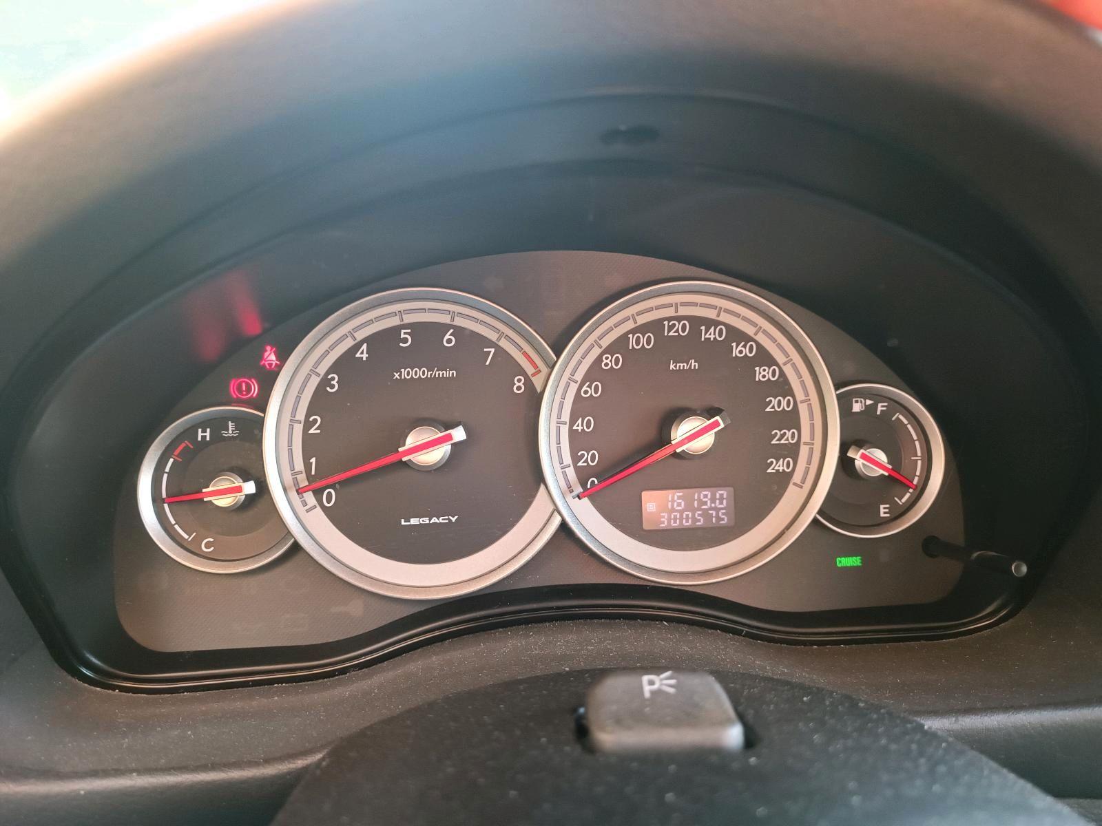 Subaru Legacy 2006 — photo 11
