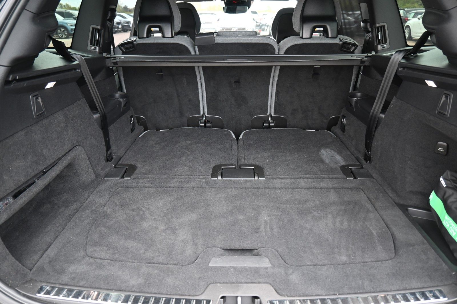 Fahrzeugabbildung Volvo XC90 B5D AWD Inscription*LUFT*STDHZG*360*AHK*ACC