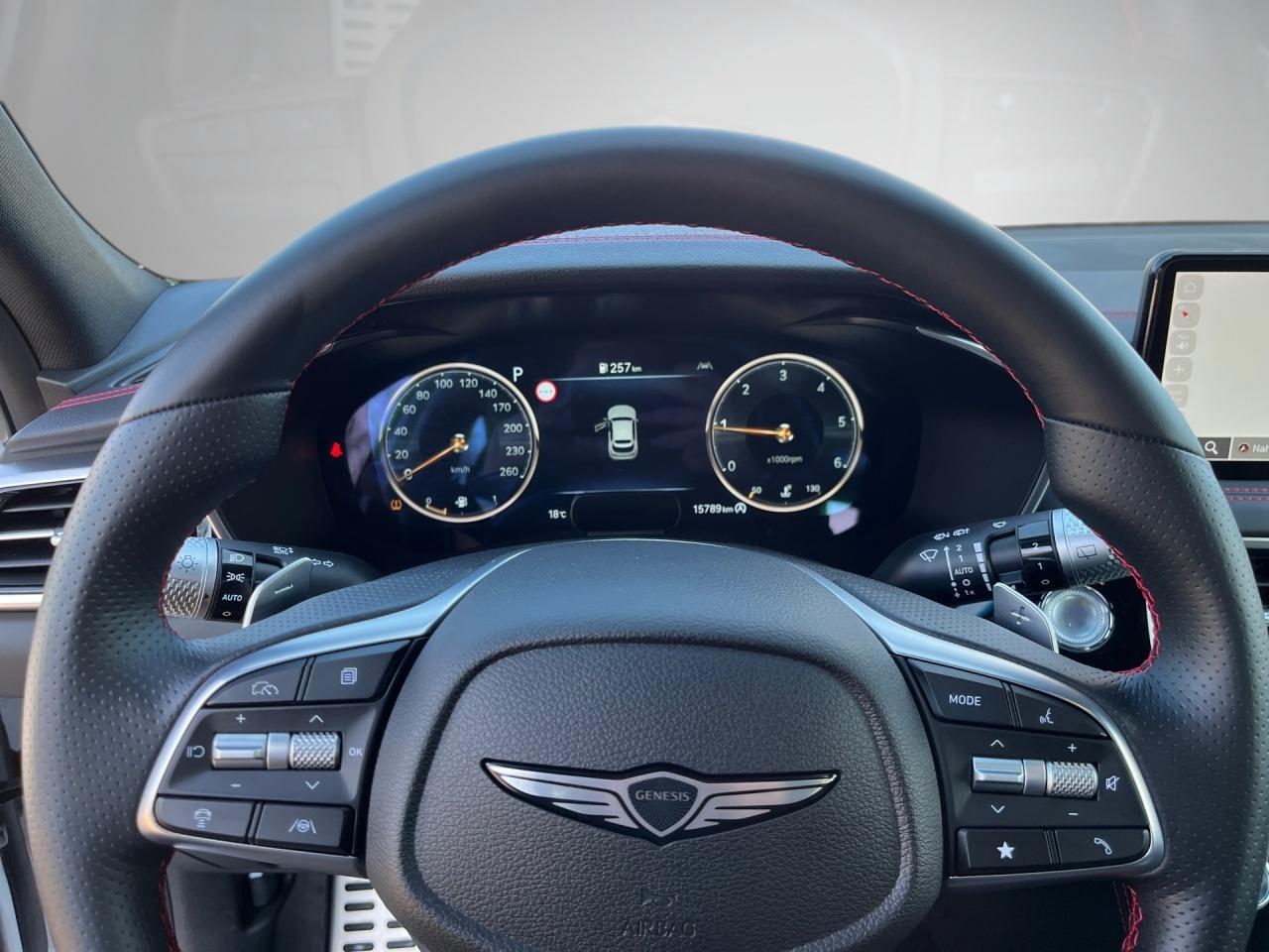 Genesis G70 Shooting Brake 2.2 D Sport RWD Sitzklima LED