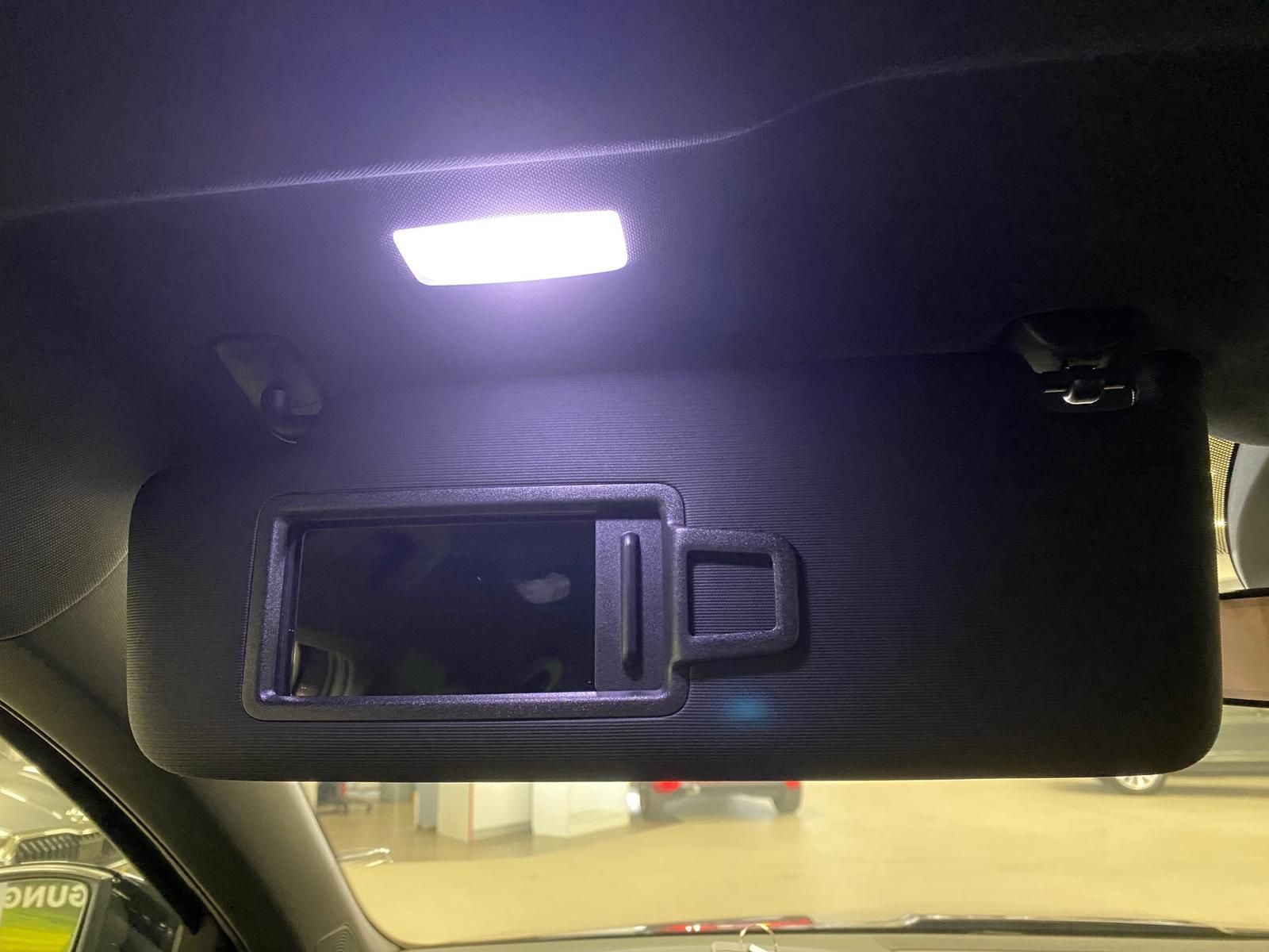 Fahrzeugabbildung SKODA Karoq 1.5 TSI SPORTLINE+5J GA+MATRIX+ACC+360+AHK