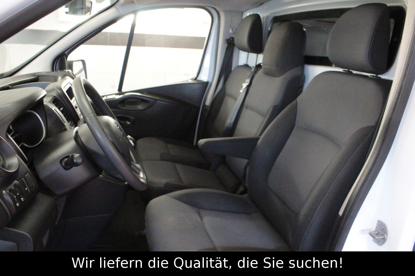 Fahrzeugabbildung Renault Trafic Kasten L1H1 3,0t Komfort *AHK*15023*