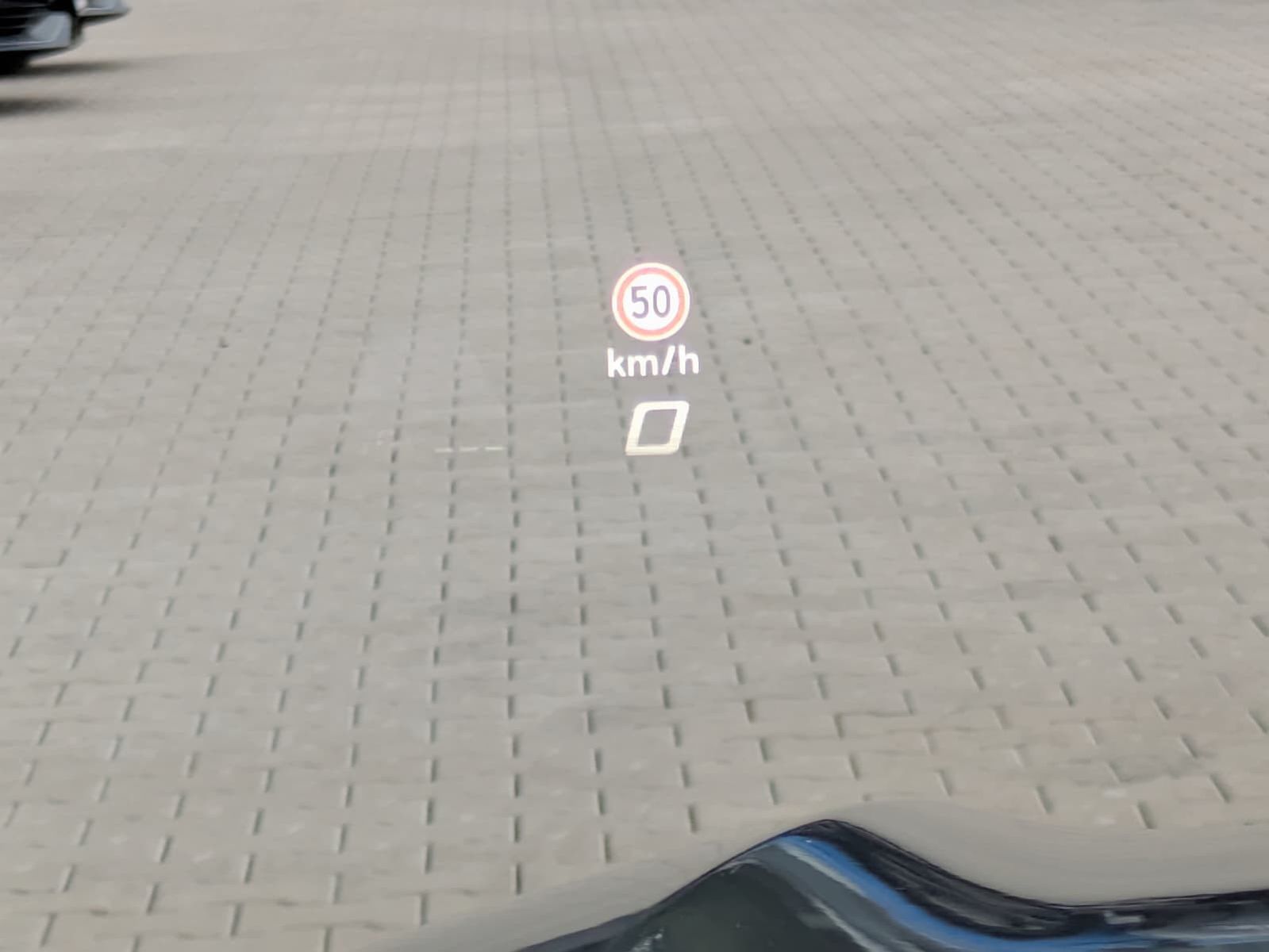 Fahrzeugabbildung CUPRA Terramar 2.0 TSI 4D VZ HUD*MATRIX*PANO*DCC*20"