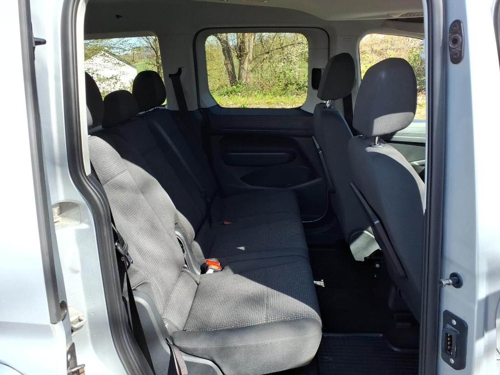 Fahrzeugabbildung Volkswagen Caddy 2.0 TDi 5-Sitzer GRA Navi PDC SHZ Lane Ass