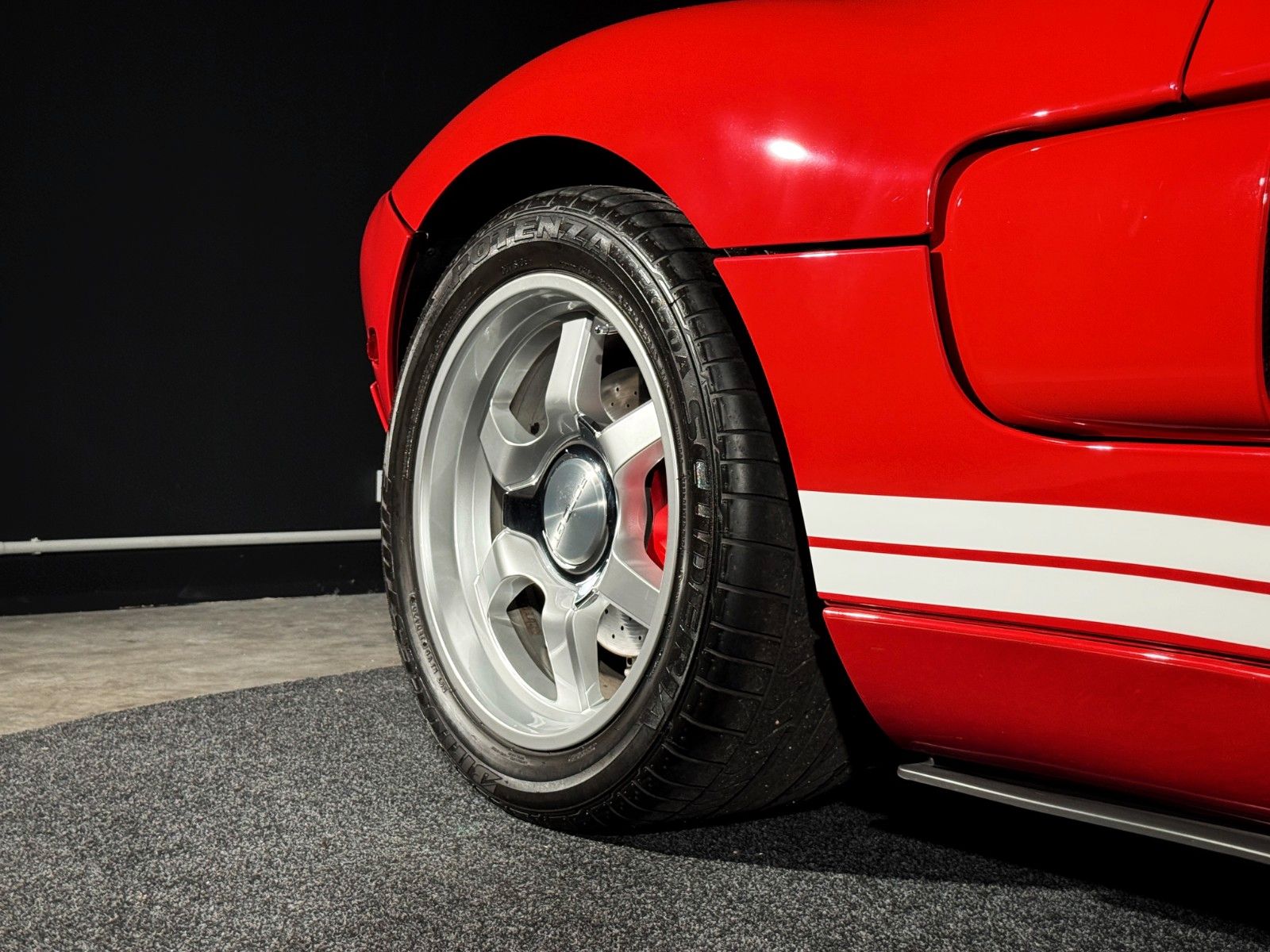 Fahrzeugabbildung Ford GT + Mark IV Red + MwSt. + CARFAX clean + BBS