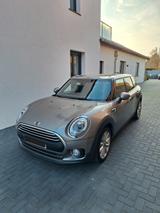MINI One Clubman One One - silberne MINI One Clubman