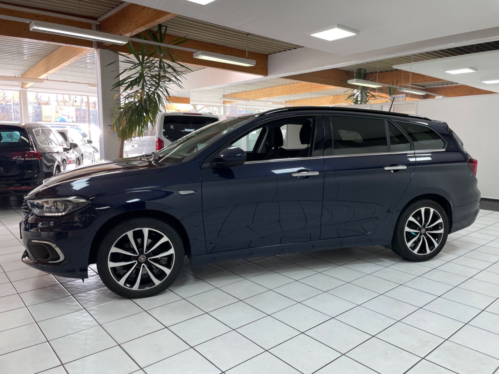 Fahrzeugabbildung Fiat Tipo Lounge