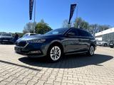 Skoda Octavia Combi 2.0 TDI First Edition LED Navi ACC - Skoda Octavia: Edition