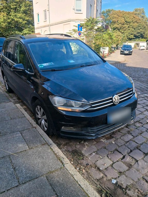 Image of Volkswagen Touran