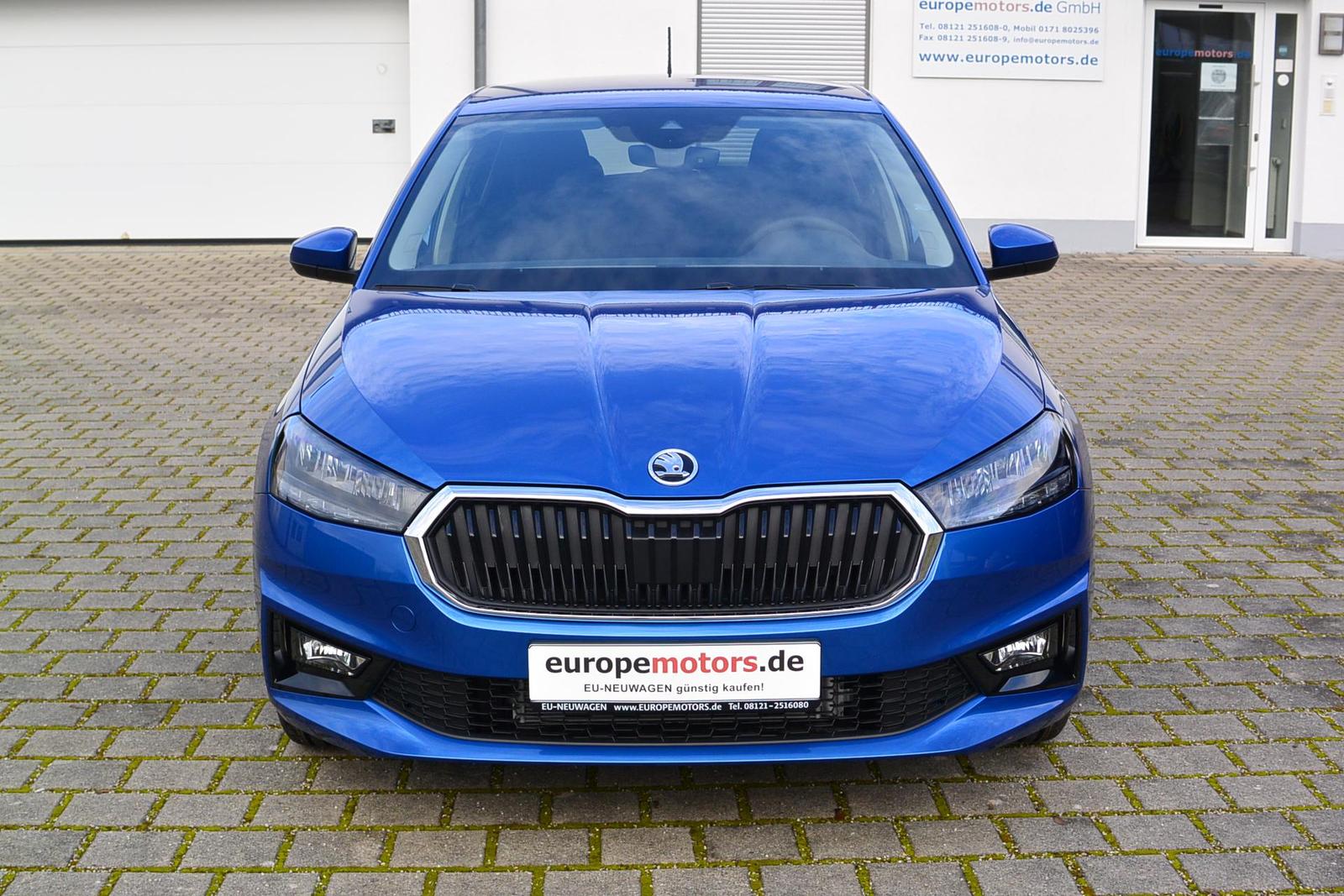 Skoda Fabia Selection 59kW Werkbestellung Sitzh. AHK