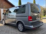 Volkswagen T5 Multivan Highline - graue Volkswagen T5 Multivan