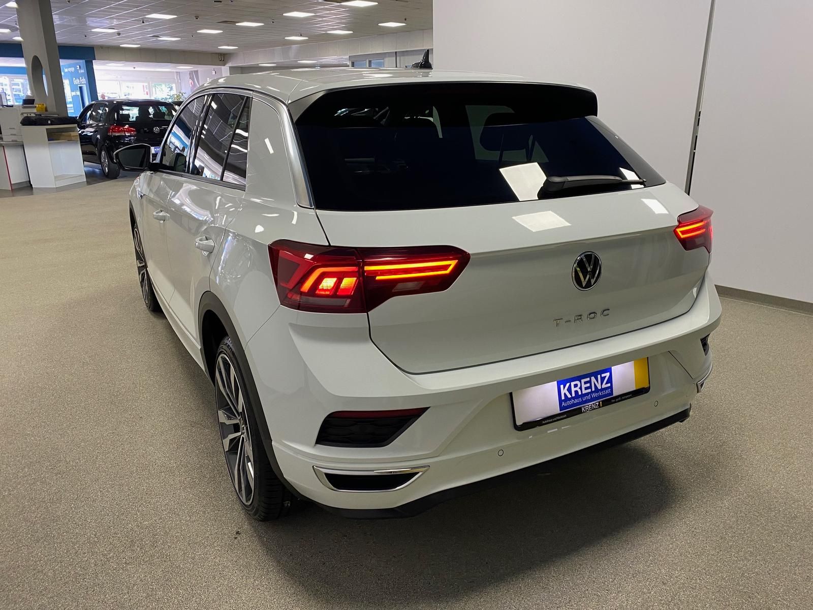 Fahrzeugabbildung Volkswagen T-Roc 1.5 TSI DSG SPORT R-LINE+ACC+AHK+ALLWETTER