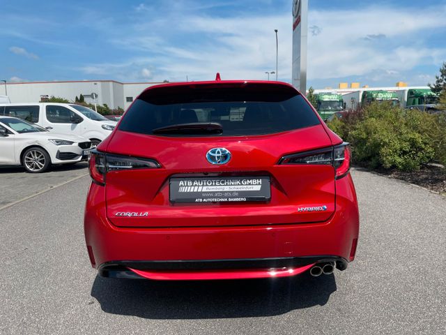 Fahrzeugabbildung Toyota Corolla Touring Sports Hybrid Team D