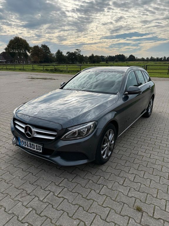 Image of Mercedes-Benz C 200