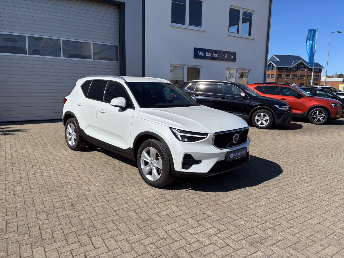 Volvo XC40 B3 Core LED Navi SHZ