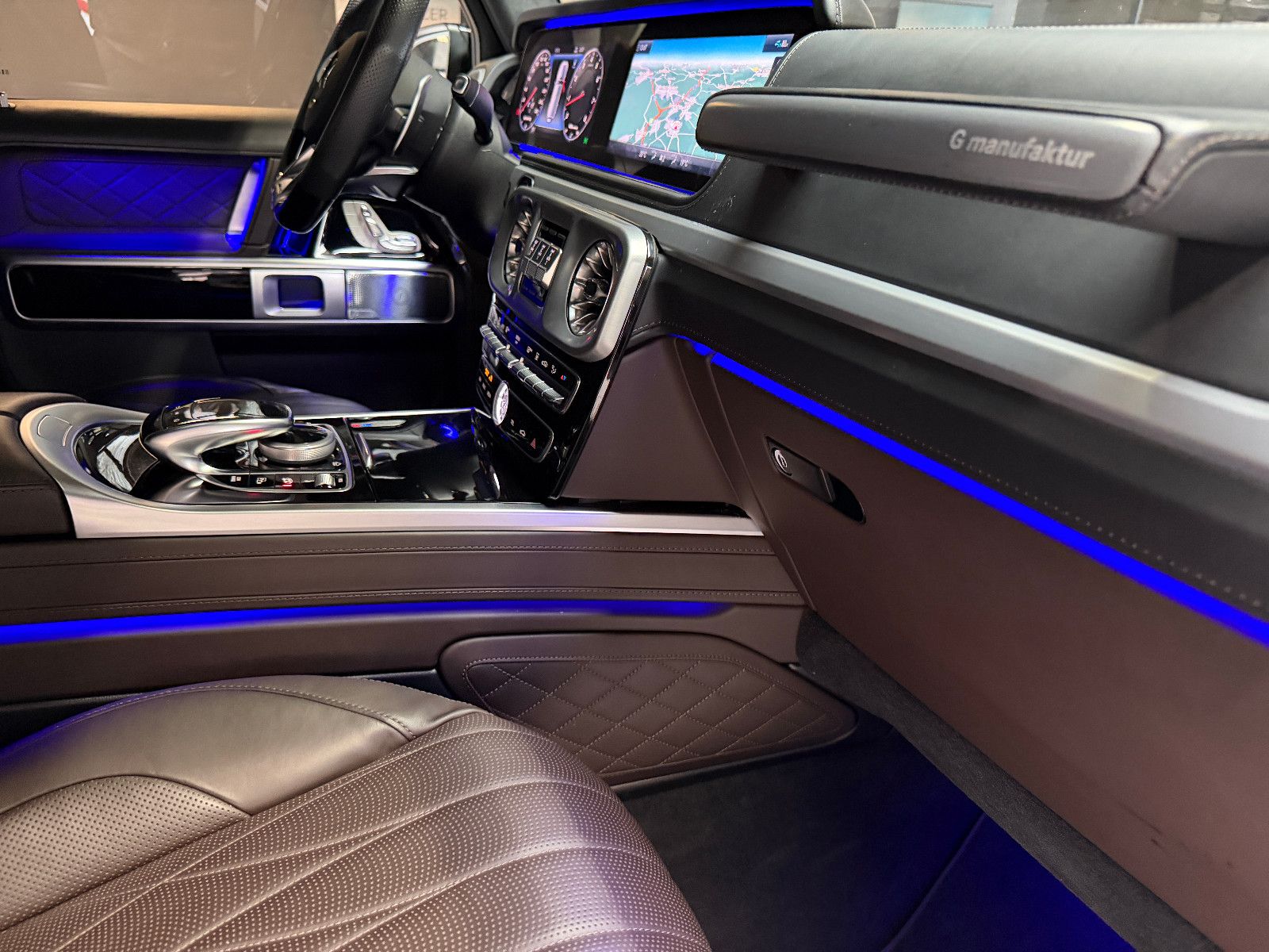 Fahrzeugabbildung Mercedes-Benz G 63 AMG/SUPERIOR/MASSAGE/MANUFAKTUR/