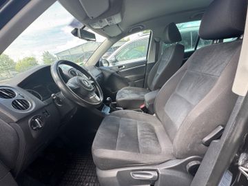 Volkswagen Tiguan - 5