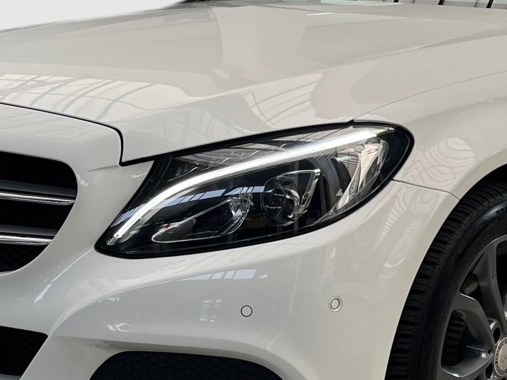 Fahrzeugabbildung Mercedes-Benz C 180 Avantgarde+Navi+LED+Parkpilot